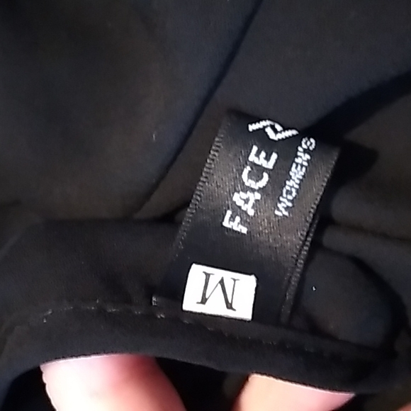 Face Face Women's Fashion size Medium zip up Blouse in black no fabric tag. - Picture 4 of 5